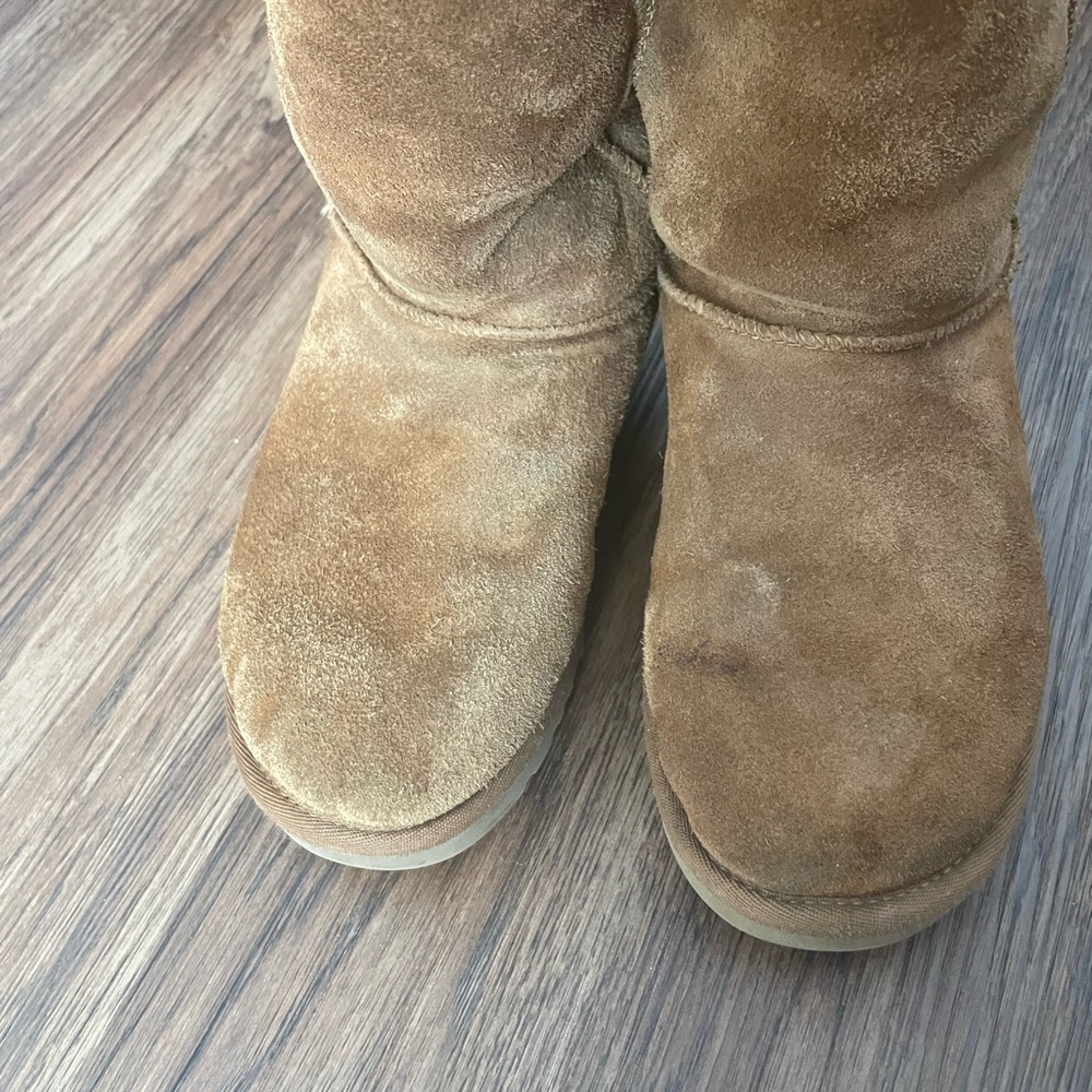 Ugg Tall Boot W/ Leopard Print Inside - image 6